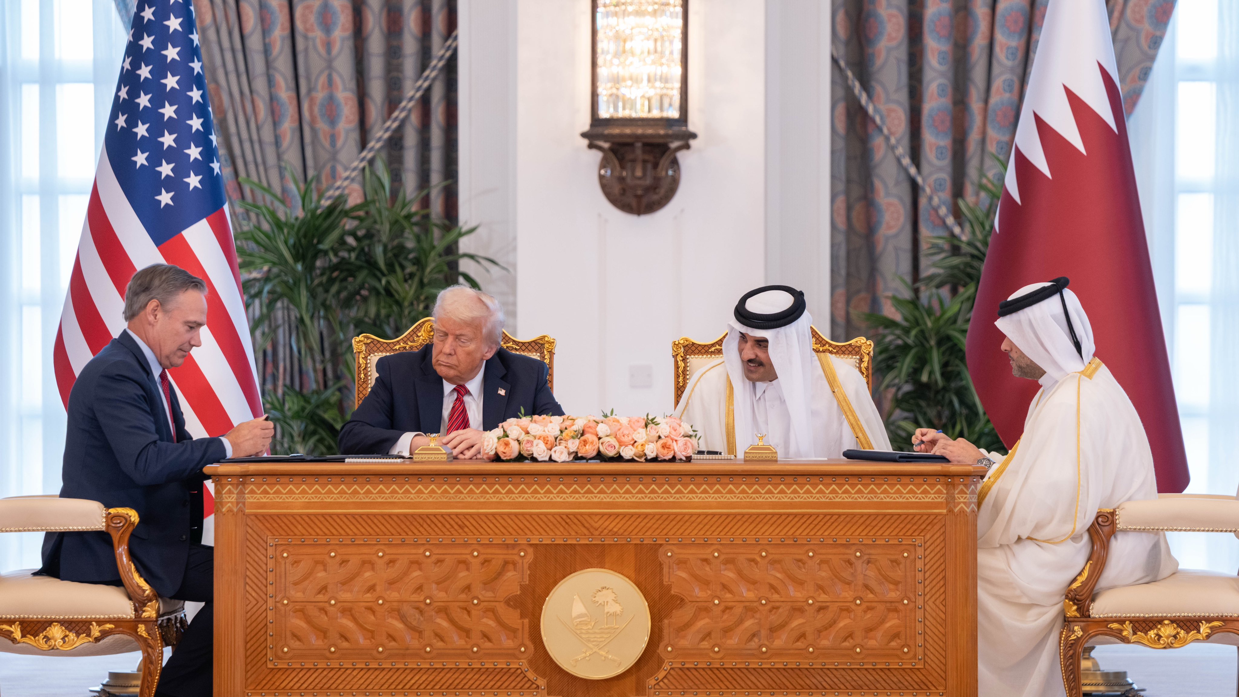 لقطات من زيارة ترامب لدولة قطر لقطات من زيارة ترامب لدولة قطر
