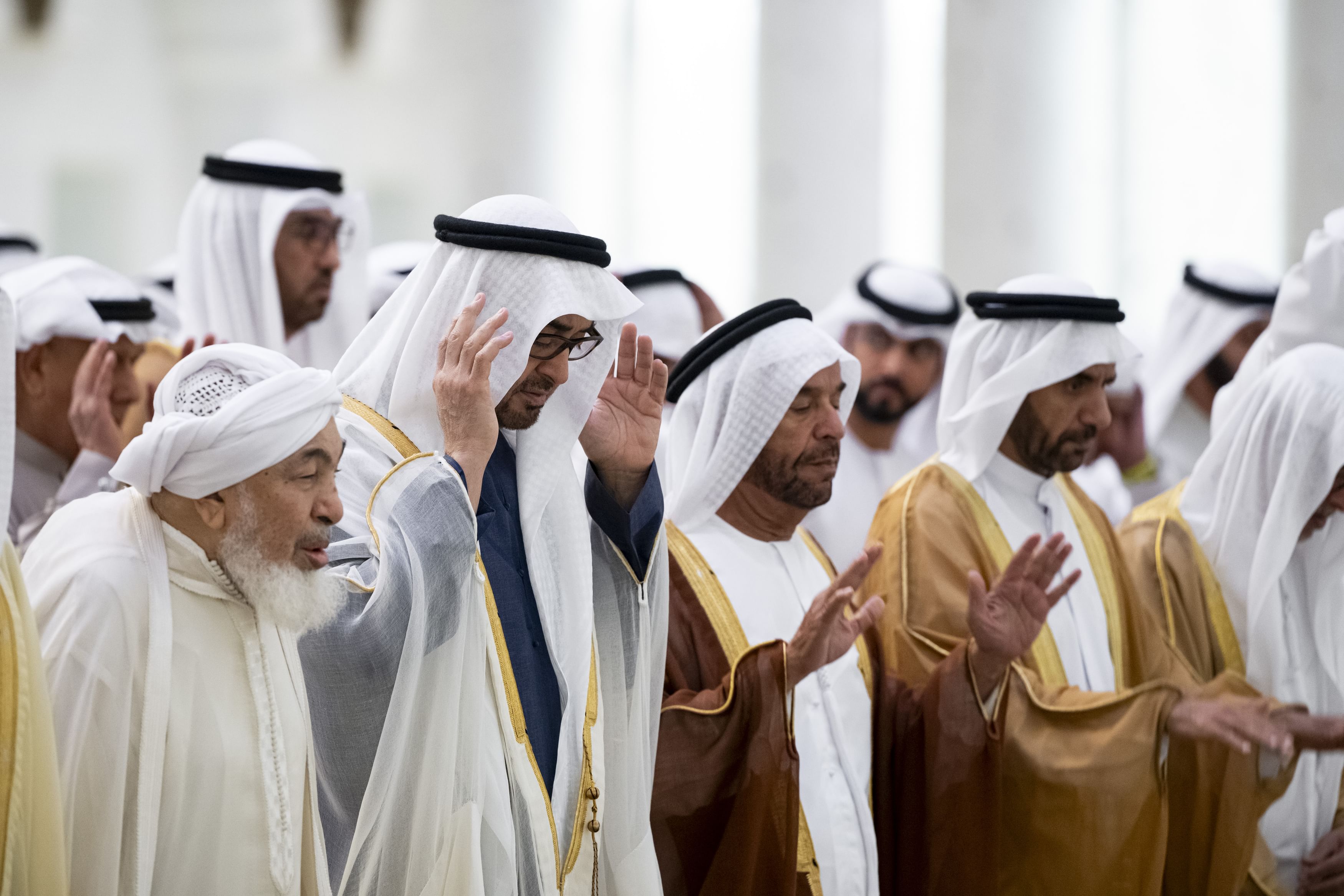 لقطات من صلاة عيد الأضحى المبارك في مختلف دول الخليج